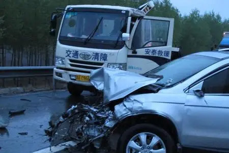 济南绕城高速G2001附近汽车电瓶没电救援 车辆救援-汽车维修救援上哪个平台